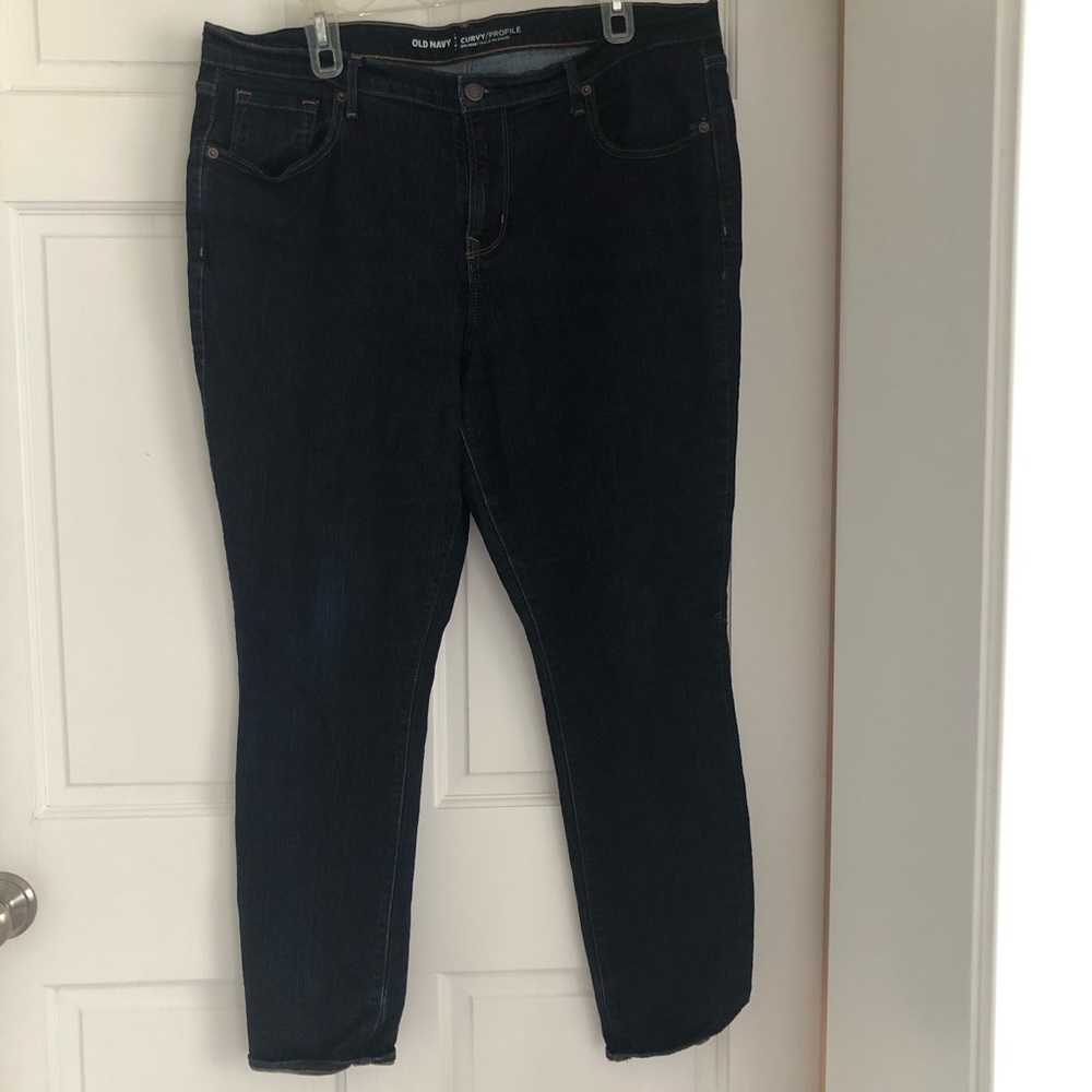 ❤️ CLOSET CLEAR OUT!! 🎉 Old Navy Curvy Mid Rise Jeans